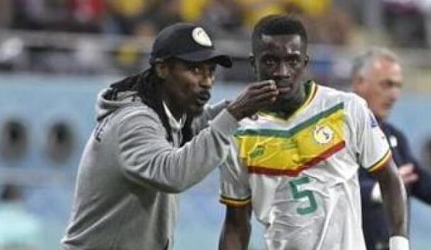 Idrissa Gana Guèye rend hommage à Aliou Cissé