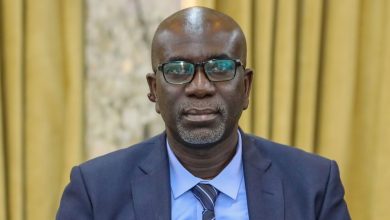 Moustapha Ndieck SARRÉ, le porte-parole du Gouvernement, réplique à Macky Sall