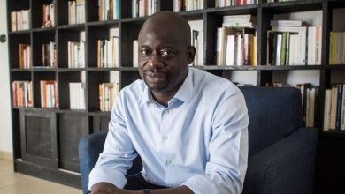 Salon du livre africain à Paris : Felwine Sarr doublement récompensé