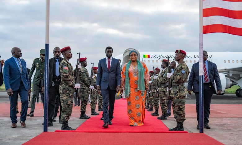 Le Président Bassirou Diomaye Faye est au Libéria