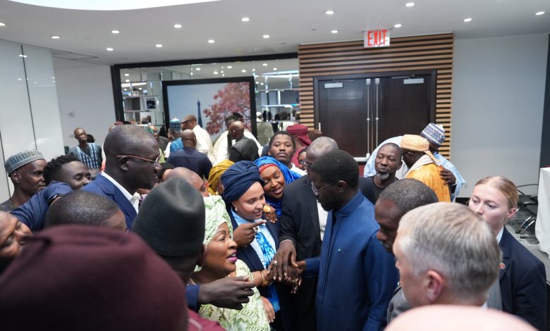 Le Président Bassirou Diomaye Faye reçoit les Sénégalais des Etats-Unis