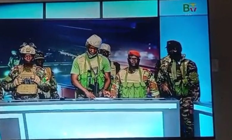 Une tentative de coup d'état survient au Bénin