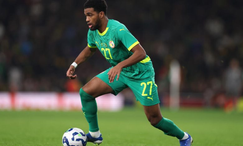 Un champion d'Afrique nigérian apprécie Ibrahim Mbaye