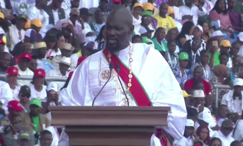 Guinée : Mamadi Doumbouya entame son mandat