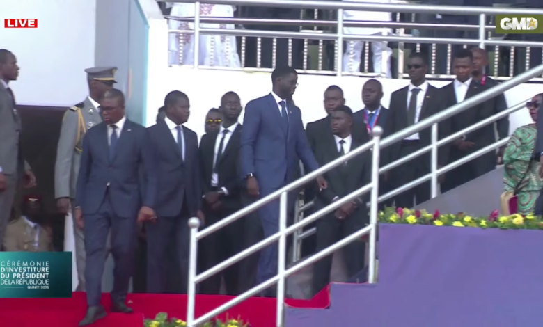 Le Président Diomaye à l'investiture de Mamadi Doumbouya