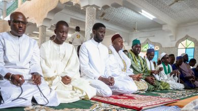 Président Diomaye poursuit sa tournée économique à Tambacounda et a prié ce vendredi aux côtés des populations