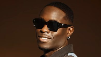 Ngaaka Blindé a sorti un nouveau single titré "Yakaar Bou Tass", avec un contenu très critique