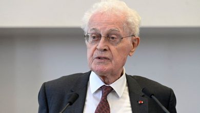 Lionel Jospin est décédé à l'âge de 88 ans, et toute la France lui rend hommage