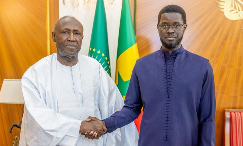 Dialogue national : 6 anciens PM chez le Président Diomaye