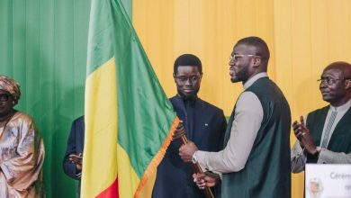 Mondial : les Lions reçoivent le drapeau et le message du PR
