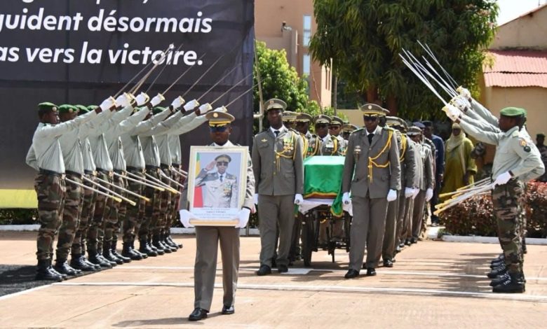 Mali : hommage au Général Sadio Camara