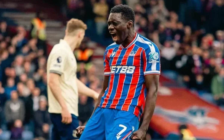 Crystal Palace : Ismaïla Sarr un peu plus dans l'histoire du club