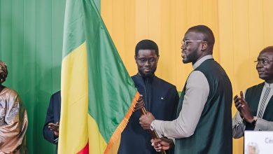 Mondial : les Lions reçoivent le drapeau et le message du PR