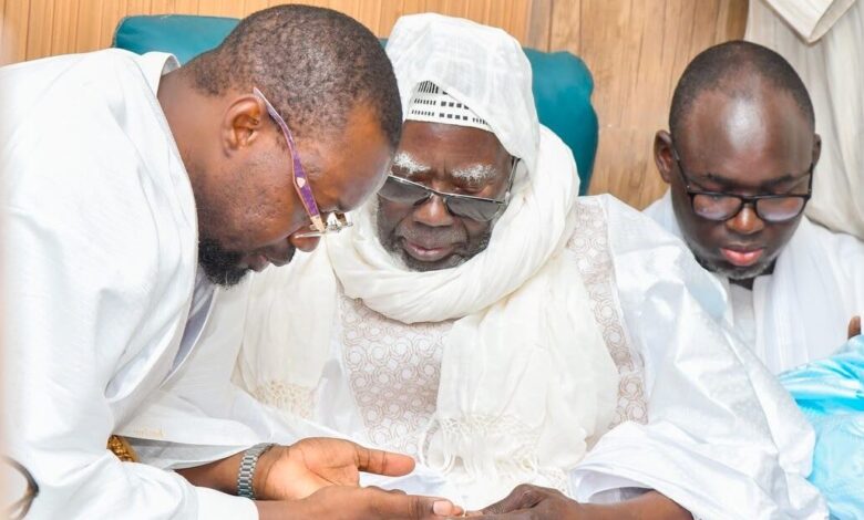Le Khalife Général des Mourides reçoit Ousmane Sonko